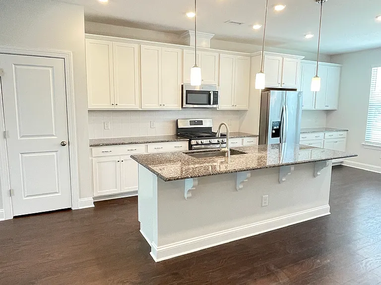 2829 Dallas Valley Ln — Photo 5