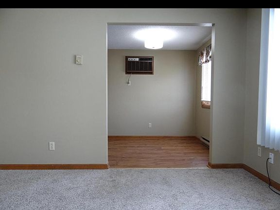 4th image of 2714 Oppenheim Ct APT 1