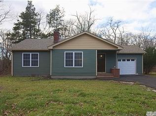 9 Middle Island Rd, Middle Island, NY 11953