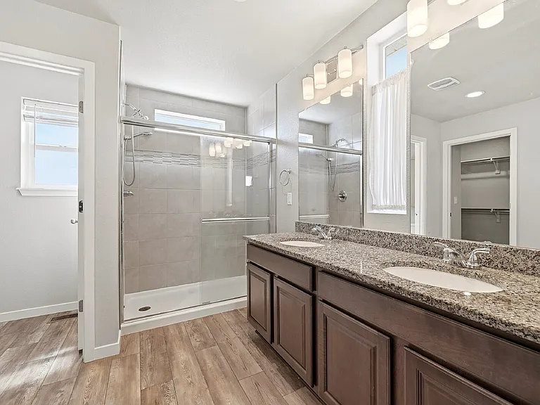 5668 Tramore Ct — Photo 26