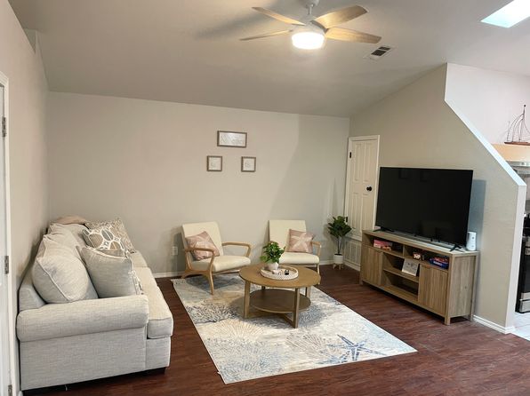 5389 Chatham Ave #B