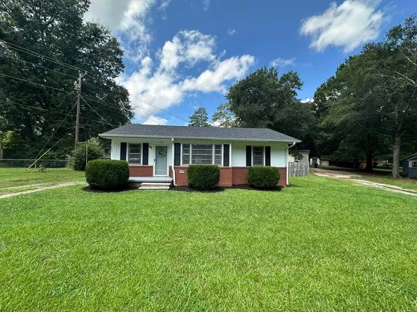 400 Wadsworth Rd, Spartanburg, SC 29301