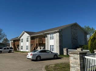 340-350 E Aldrich Rd UNIT 340-350, Bolivar, MO 65613