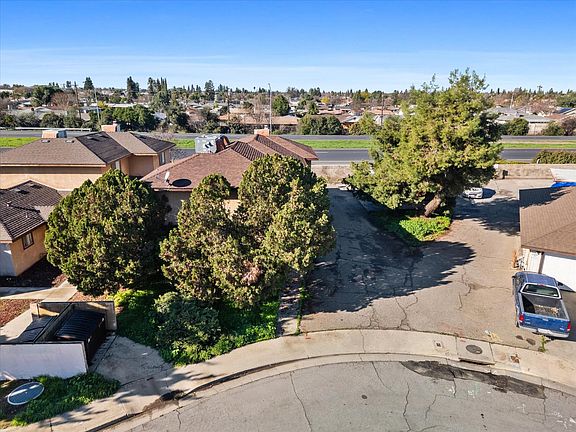 4th image of 1081 Stonegate Cove Dr