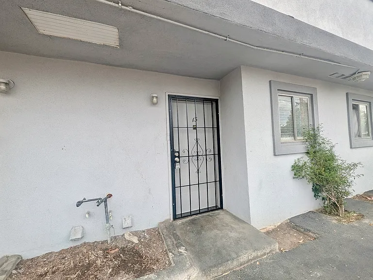 12128 Imperial Hwy #13 — Photo 16