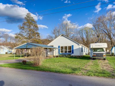 127 Peters Hollow Rd, Elizabethton, TN, 37643