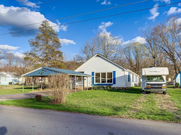 127 Peters Hollow Rd, Elizabethton, TN 37643