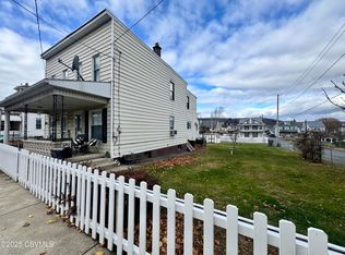 1205 W Fern St, Coal Township, PA