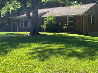 117 Forest Ridge Dr, Vinton, VA 24179
