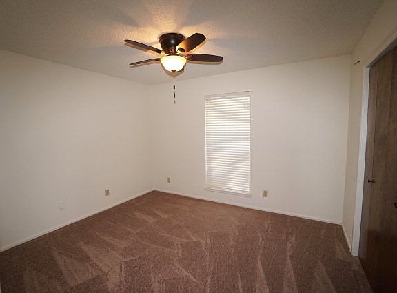 4th image of 1225 Mimosa Cir