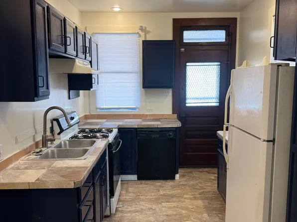 916 Robinson St, Mc Kees Rocks, PA 15136