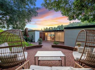 1874 Los Encinos Ave, Glendale, CA 91208