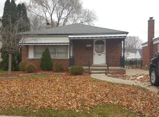 23822 Cushing Ave, Eastpointe, MI 48021