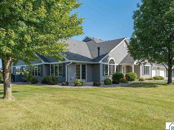 4th image of 749 Grayhawk Cir