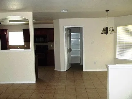 6205 Charlotte Ln — Photo 10