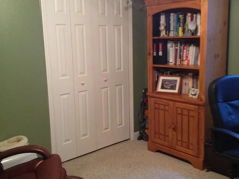 office or 3rd bedroom