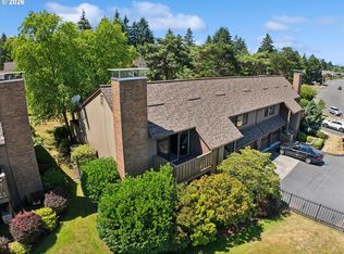 14622 NE Rose Pkwy, Portland, OR 97230