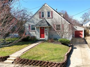 2452 Clara St, Cuyahoga Falls, OH 44221