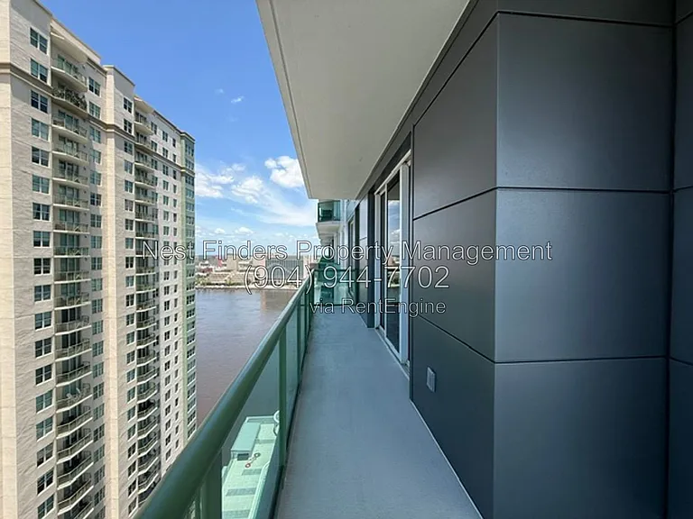 1431 Riverplace Blvd #2001 — Photo 26