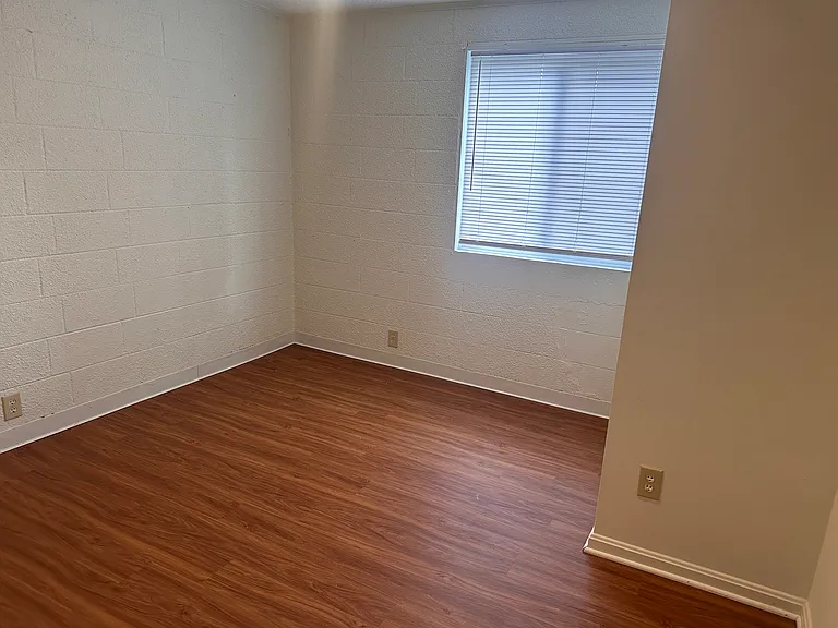 268 Ford Ave #6 — Photo 9