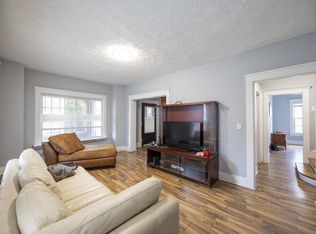1504 E 107th St #4, Cleveland, OH