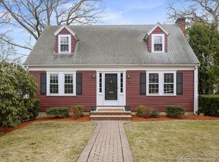 65 Hanscom Ave, Reading, MA 01867