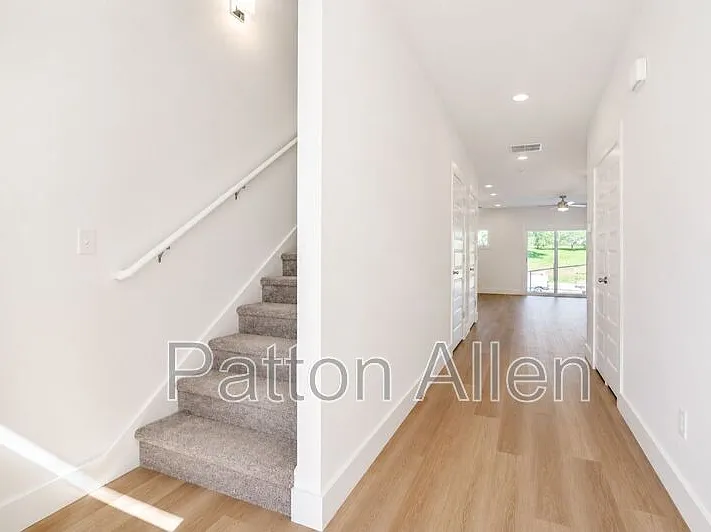 15 Bolton St — Photo 3