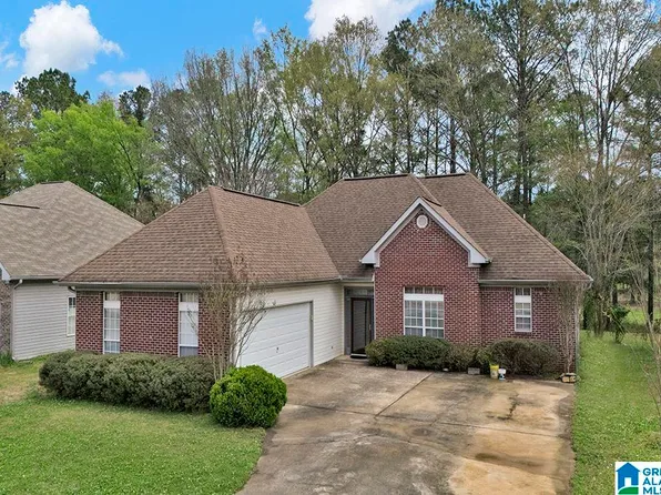 152 Fairview Ln, Montevallo, AL 35115