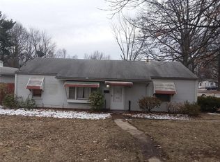 1630 Chambers Rd, Saint Louis, MO 63136