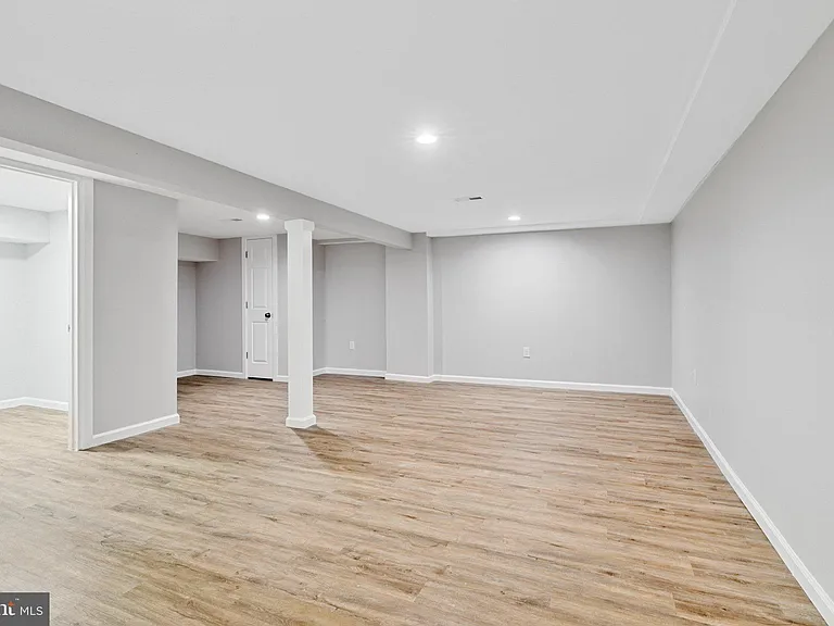 501 Bloomfield Dr — Photo 24