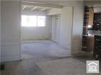 4th image of 8207 S 8th Ave