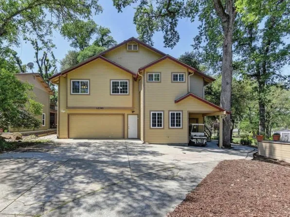 12341 Torrey Pines Dr, Auburn, CA 95602