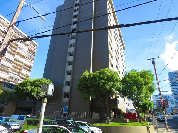 824 Kinau St APT 1101, Honolulu, HI 96813