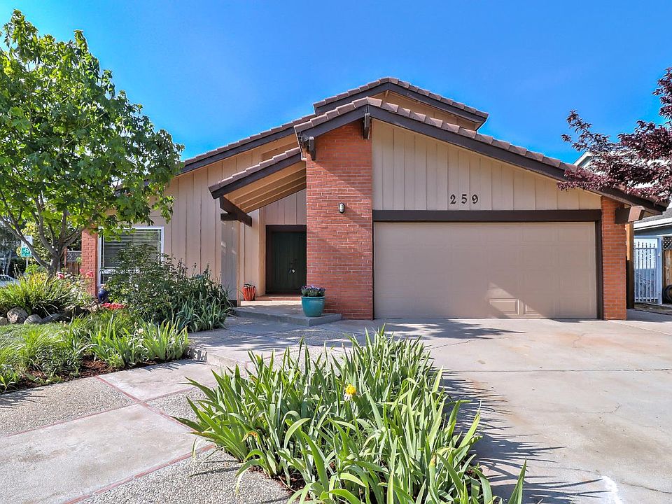 1st image of 259 Oronsay Way