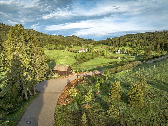 5th image of 1221 Green Valley Way