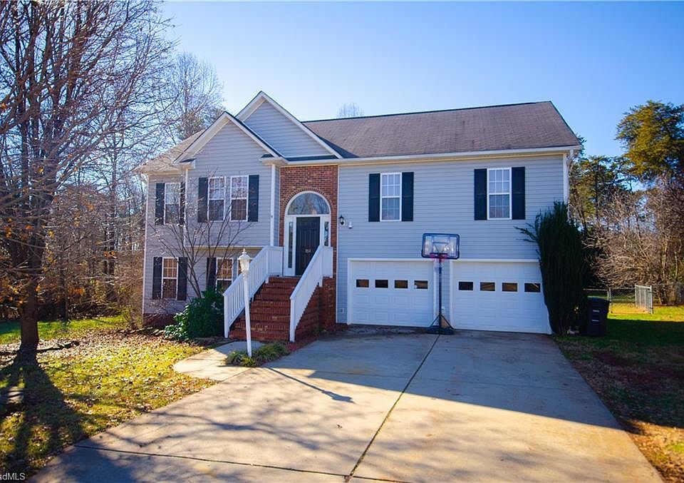 1st image of 151 Hickory Creek Ct