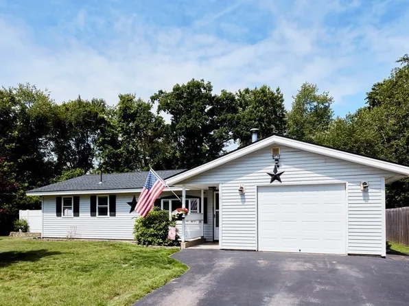 161 Ardsley Cir, Brockton, MA 02302
