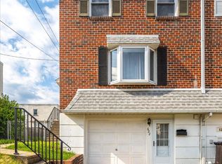 622 Gary Ln, Norristown, PA