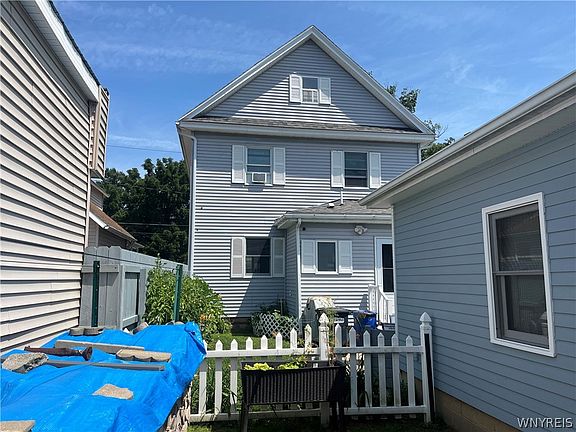 2nd image of 320 Center St