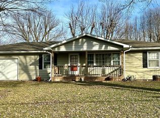 609 Ridge St, Shelbina, MO 63468