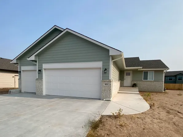821 E Sunset St, Goddard, KS 67052