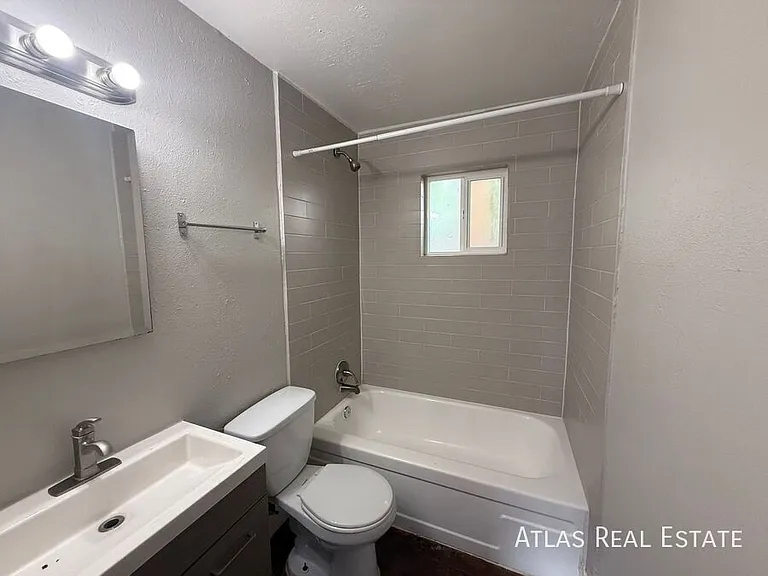 4310 N 14th St #2 — Photo 9