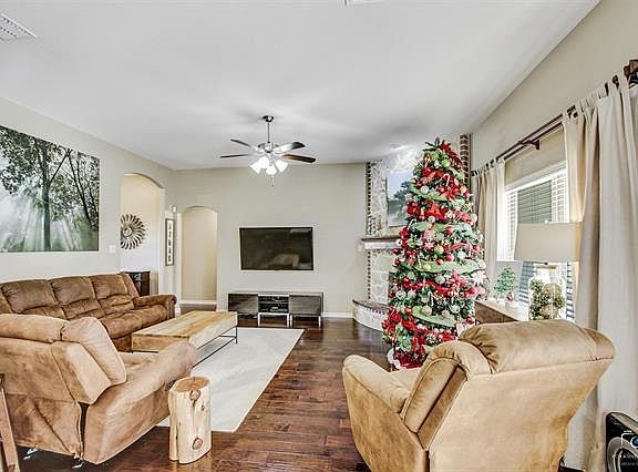 5th image of 1138 Meadow Hill Dr
