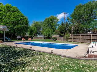 825 W Swan St, Springfield, MO 65807