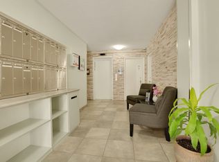 117 14th Ave SW #207, Calgary, AB T2R0L8