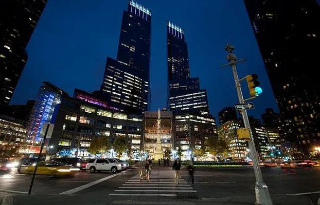 Rented by NY NY Condo, Inc | media 18