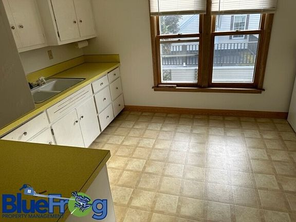5th image of 326 Mill St #326