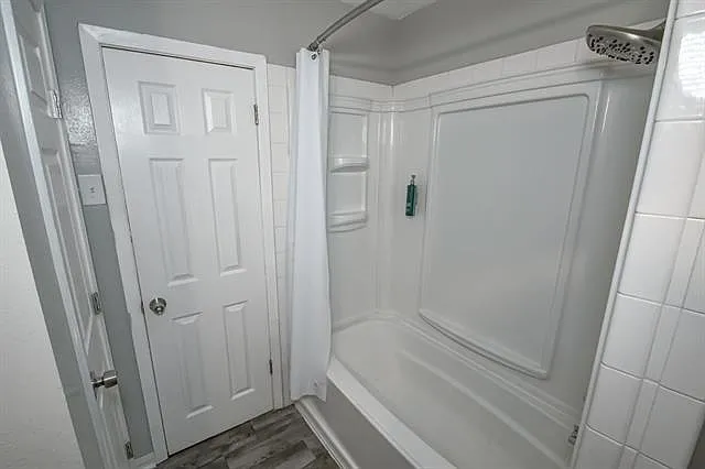 1849 Redwood Dr — Photo 32