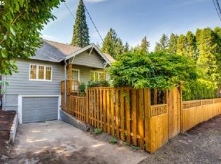 8127 SW 45th Ave, Portland, OR 97219