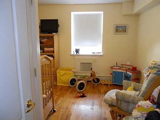 Rented by Urban Realty NYC | media 39